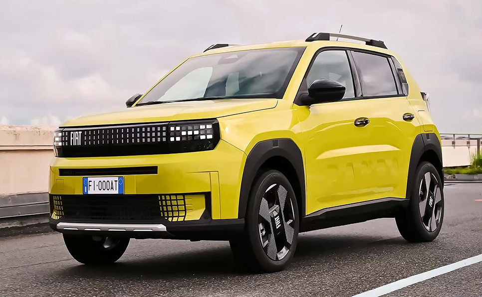 Fiat Grand Panda with a conventional engine and manual transmission (3)