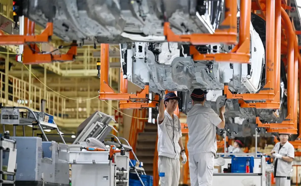 Volkswagen in China Closes a Factory